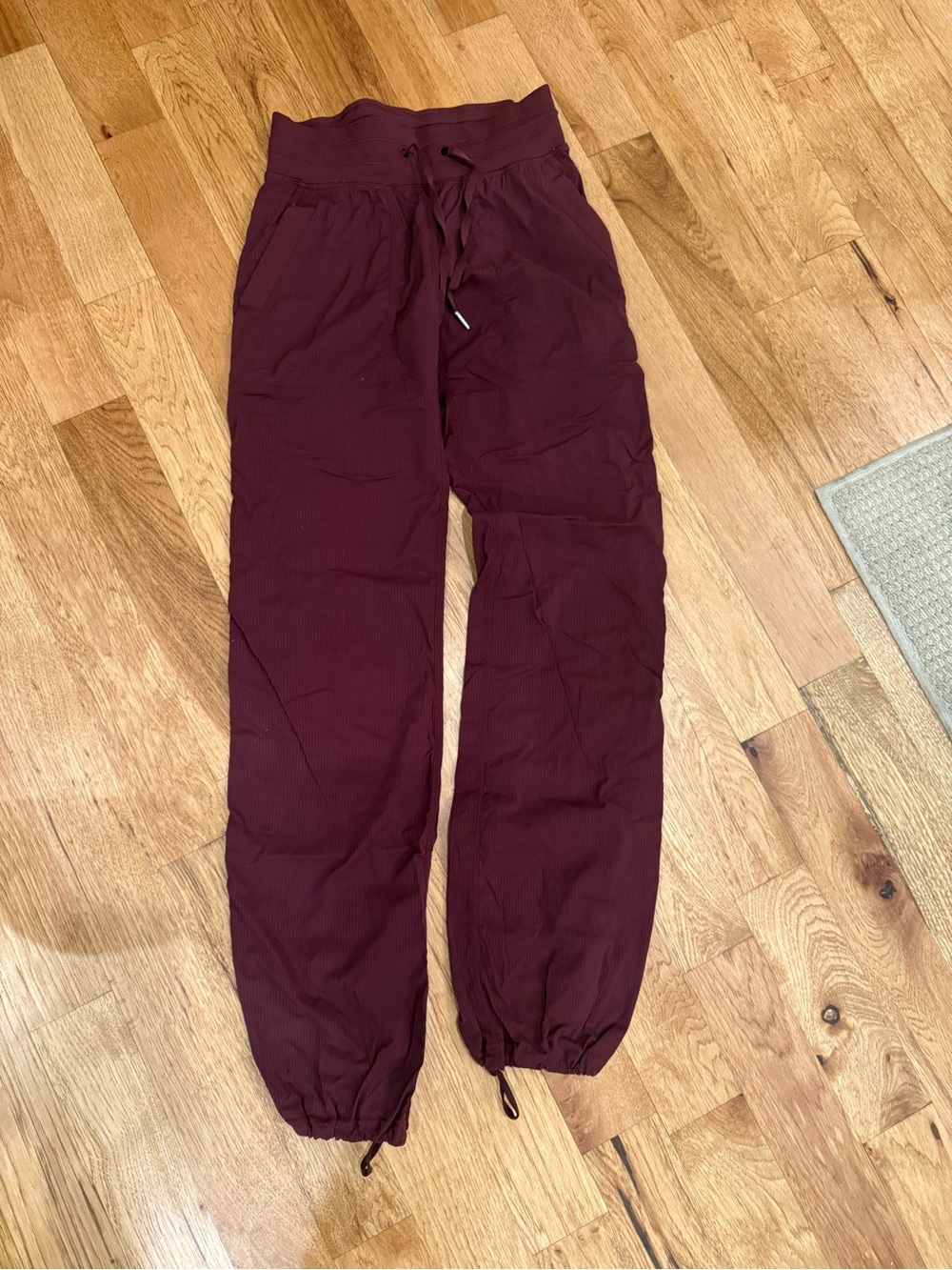 Lululemon dance studio pants - size 4 tall - maroon